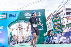 BIB: 5420, 140, 100, 9051, 883290, 201, 
                            <button type="button" onclick="openModal(21784512)" class="btn btn-primary btn-sm float-right btn-popup" data-toggle="modal" data-target=".modal-high-quality">
                        <i class="fas fa-shopping-cart"></i> Add to Cart
                    </button>
                                            <button type="button" onclick="isThisMe(21784512, true)" class="btn btn-success btn-sm float-right btn-popup btn-isme hidden" data-toggle="tooltip" data-placement="bottom" title="นี่คือรูปของคุณใช่ไหม คลิกที่นี่เพื่อเอาเข้าอัลบั้ม">
                        <i class="fas fa-plus"></i> Add to album
                    </button>
                    <button type="button" onclick="isThisMe(21784512, false)" class="btn btn-warning btn-sm float-right btn-popup btn-isnotme hidden">
                        <i class="fas fa-ban"></i> Remove from album
                    </button>